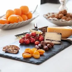 dendom.com/kuhnia-sadove-za-servirane-kamenni-mramorni-plochi