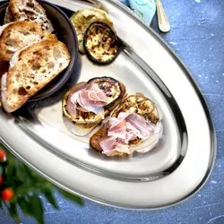 dendom.com/profesionalno-oborudvane-bufet-metalni-plata-podnosi-kupi