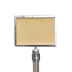 Информационна табела за ограничителна стойка с лента хоризонтална