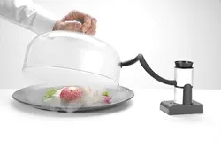 Димогенератор за опушване и лесно насочване на дима