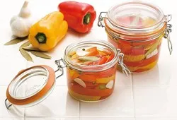 Стъклен буркан с клипсово закопчаване и силиконов оплътнител 0.2 л и 0.3 л