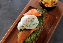 Дъска за сервиране правоъгълна с дръжка 40 см 47 см и 58 см