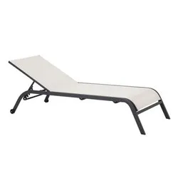 Шезлонг с олекотена метална конструкция с 4 позиции нарегулиране с колелца Йезо бежов